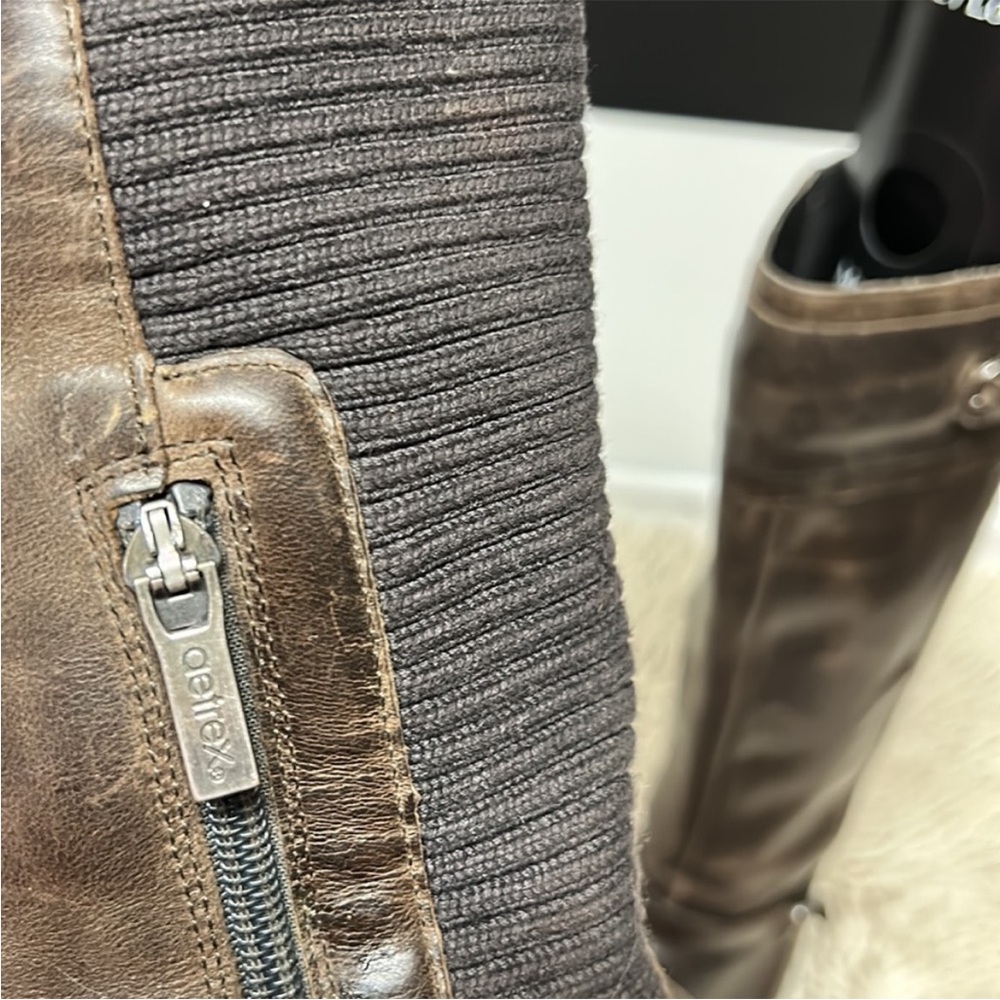 Aetrex Chelsea Riding Boots - Picture 9 of 10